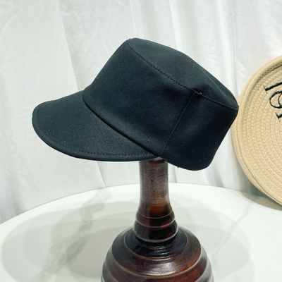 网红同款黑色简约百搭平顶鸭舌帽子女春夏显脸小报童帽马术帽遮阳