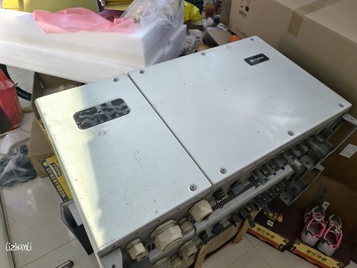 华为绿电SUN2000-36KTL光伏逆变器拆机实物图