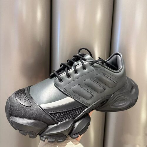 adidas阿迪达斯XLG RUNNER DELUXE 男女防滑耐磨低帮运动鞋JP5457