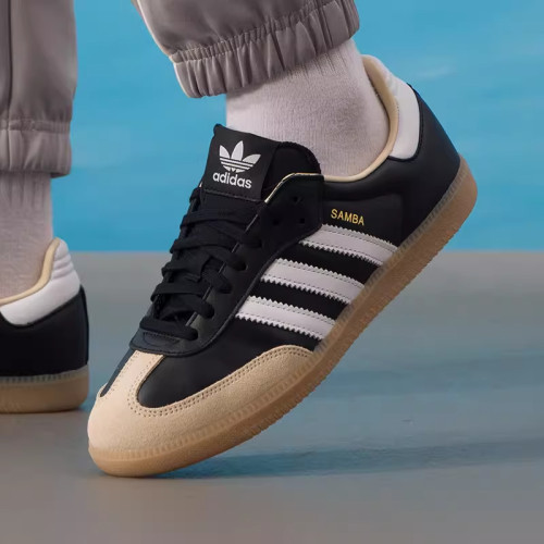 Adidas阿迪达斯正品男女休闲鞋2026款多巴胺高颜值运动板鞋JS3832