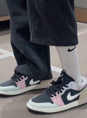 耐克男鞋2026春季新款AIR JORDAN 1 LOW SE运动篮球鞋IB7109-004