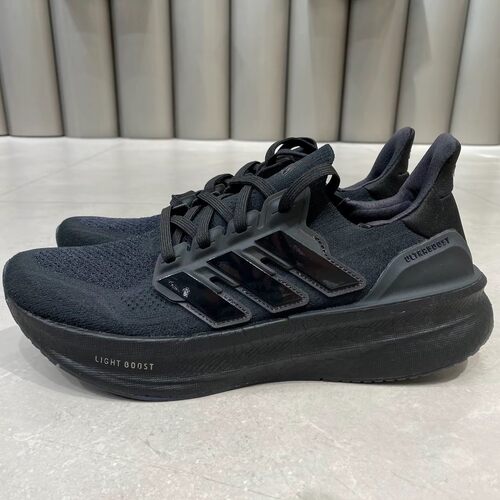adidas阿迪达斯男女鞋ULTRABOOST 5运动鞋训练透气跑步鞋ID8812