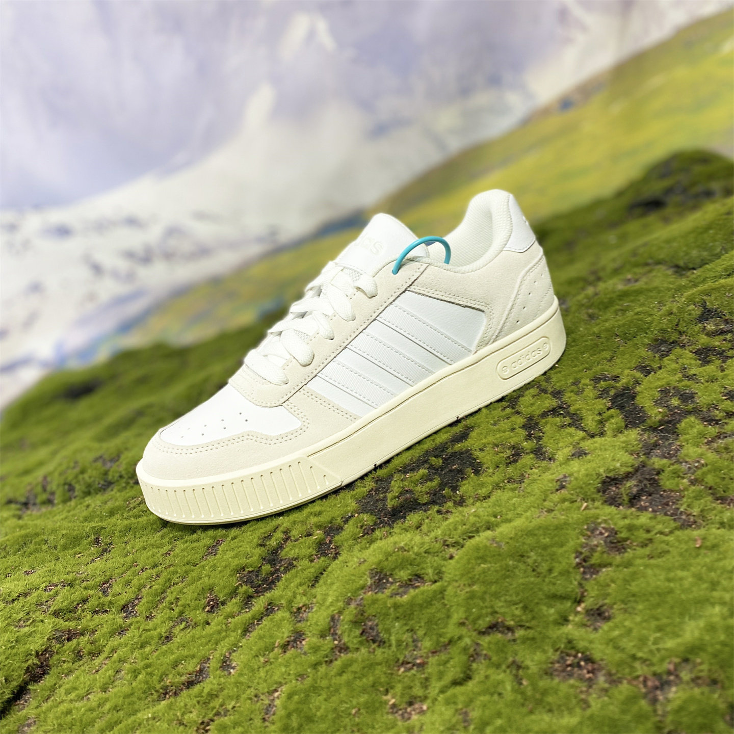 adidas阿迪达斯夏季透气男鞋2026新款羽毛球鞋女款低帮防滑运动鞋