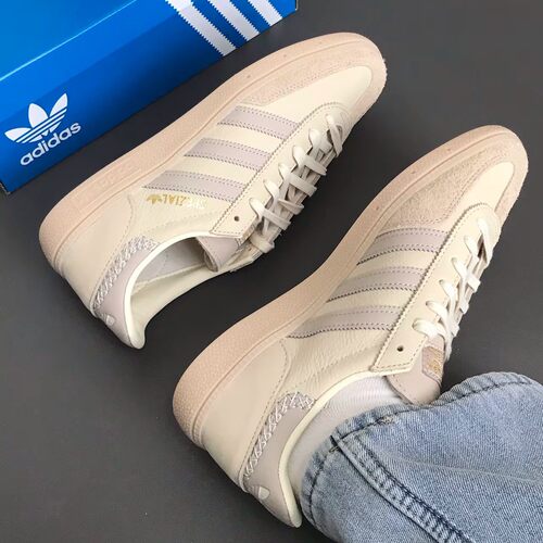 Adidas/三叶草 Handball Spezial 女翻毛皮德训T头鞋休闲鞋IE3699