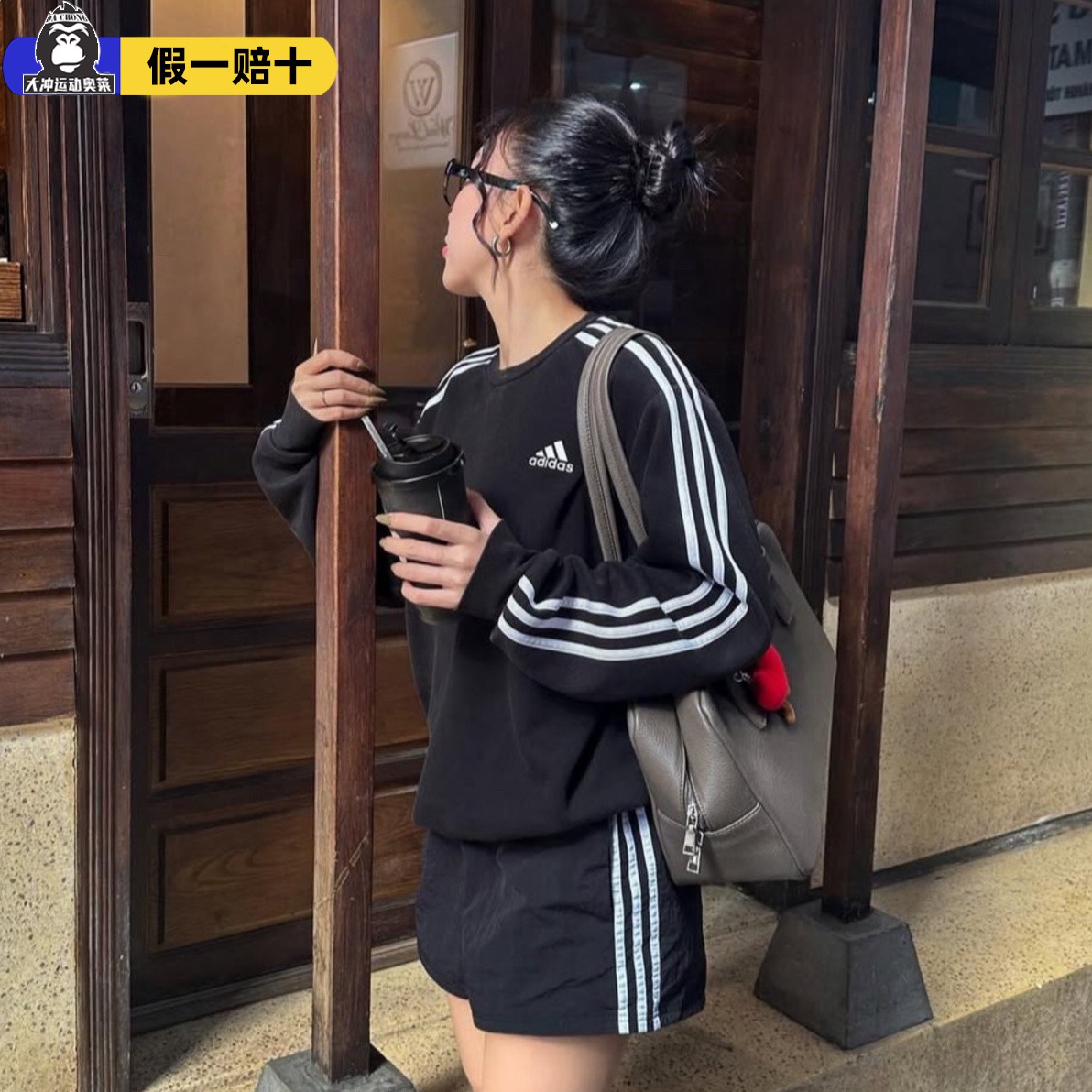 阿迪达斯三叶草女休闲运动卫衣