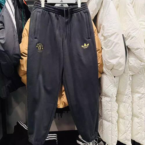 阿迪达斯男子运动休闲束脚卫裤