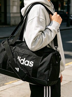 Adidas阿迪达斯正品2026新款男女同款运动健身户外手拎包JE8343