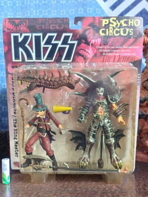 麦克法兰spawn再生侠kiss可动人偶手办模型公仔摆件景品玩具现货