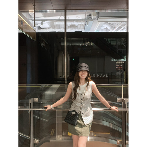 TMHSTUDIO汉麻莱赛尔条纹马甲女