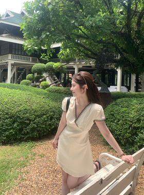TMHSTUDIO【现货】刺绣V领莱赛尔亚麻连衣裙女夏A系带收腰中长裙