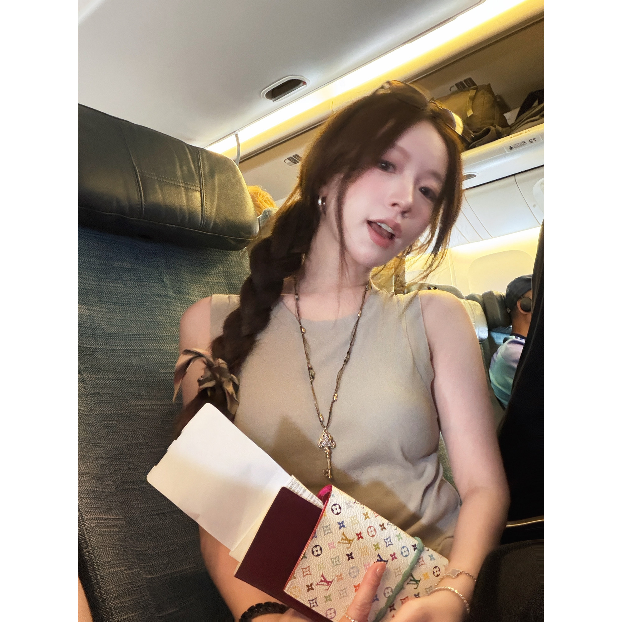 TMHSTUDIO内搭叠穿无袖圆领背心图片