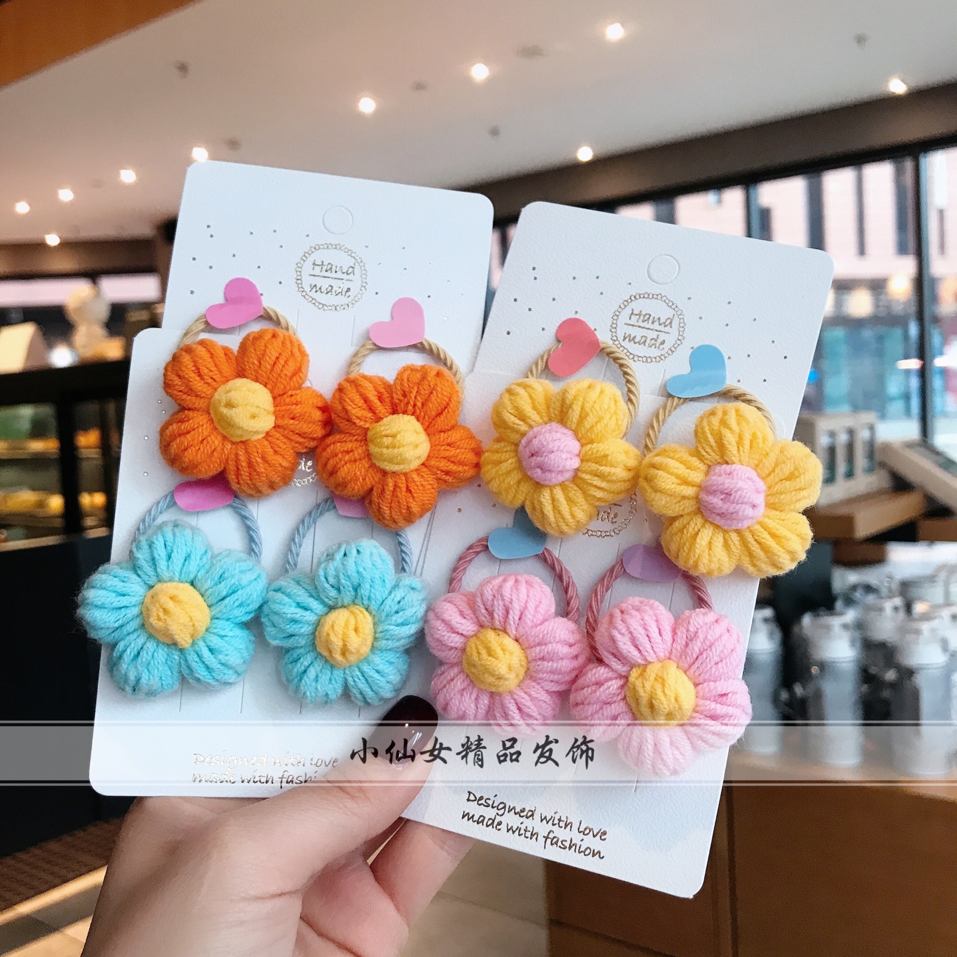 手工毛线钩织可爱泡芙花小圈发圈女童五瓣花朵头绳皮筋不伤发