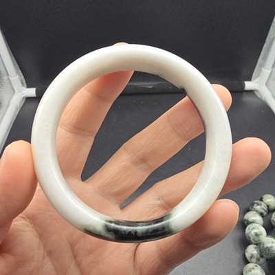 南阳玉独山玉独玉黑白手镯玉镯子女款复古精品60MM圈口特价可爱