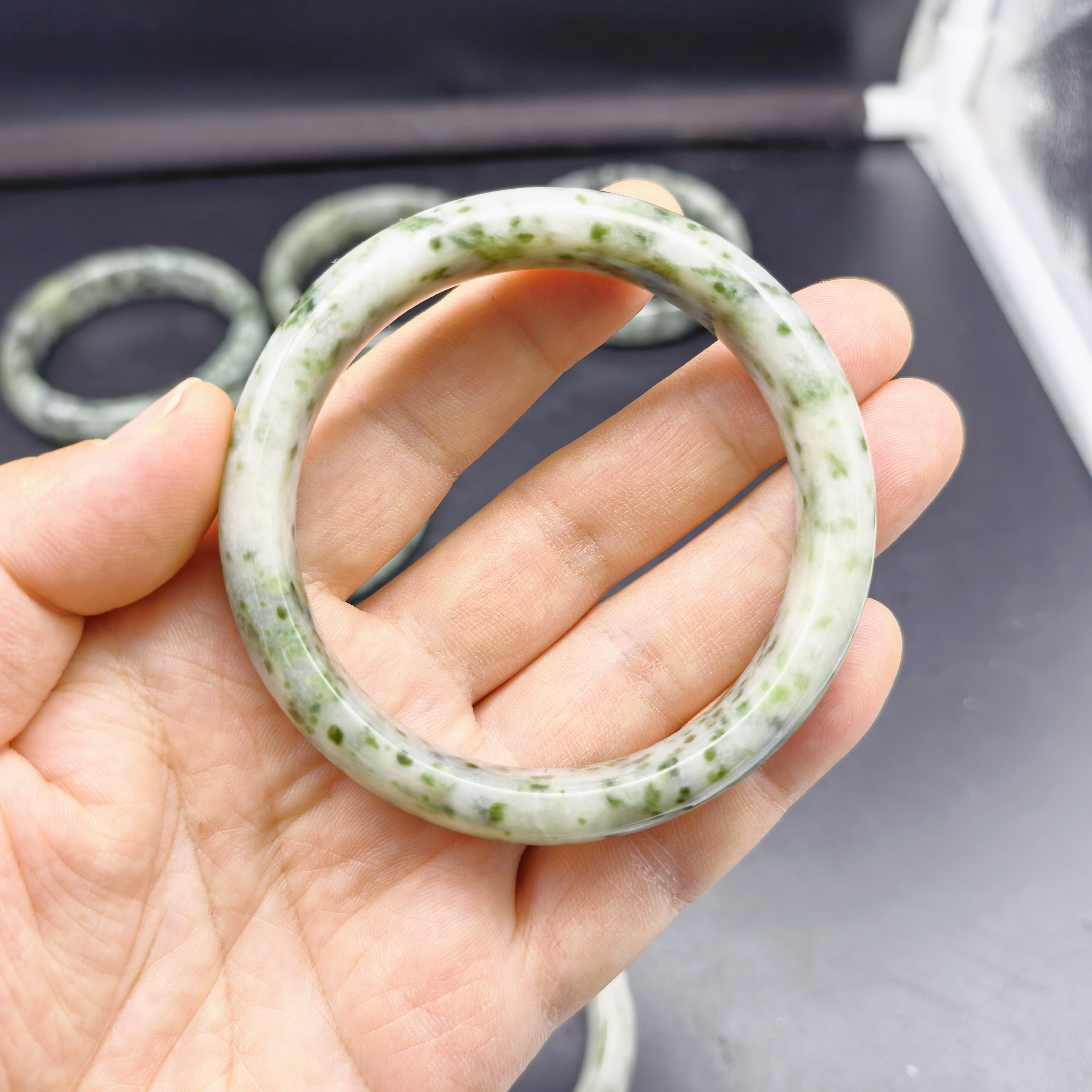 南阳独山玉独玉青花料手镯玉镯子特价圈口60MM
