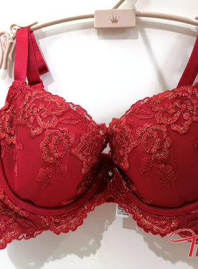 Triumph/黛安芬蝶杯收副乳显瘦性感大红色调整文胸16-7753大红色