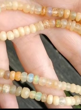 进口天然欧泊项链 火彩很多 颗粒不算小