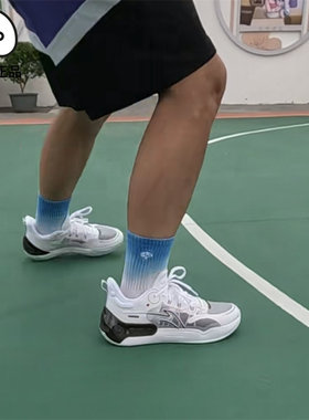 李宁春秋减震防滑篮球鞋驭帅16