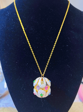 【BW中古】小众品牌白色板绘配彩钻吊坠，浓金链子