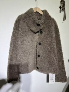 2026新款羊剪绒外套短款30毛复合皮毛一体立领气质毛毛外套