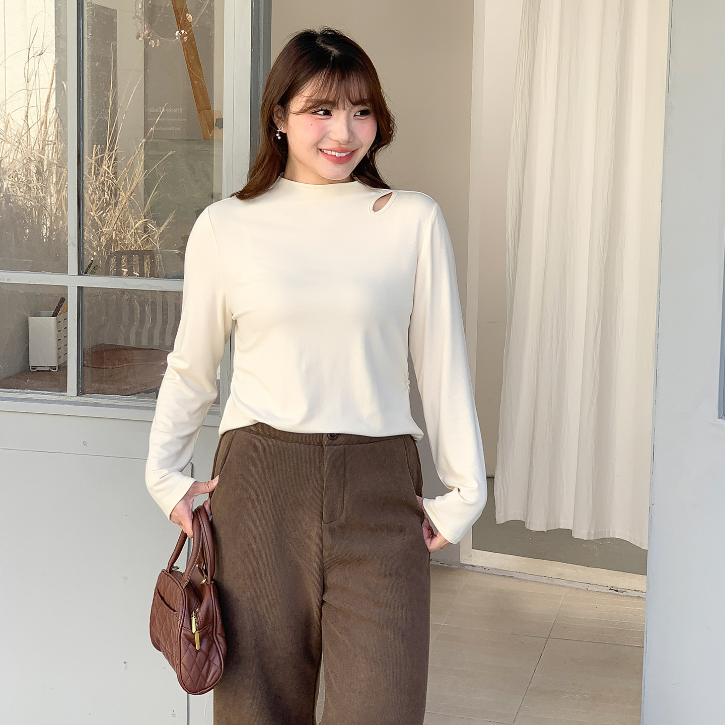 大码女装设计感长袖T恤胖mm半高领保暖打底衫镂空内搭上衣女20958,女装/女士精品,大码内搭,淘宝优惠券,粉丝福利购,淘宝优惠卷