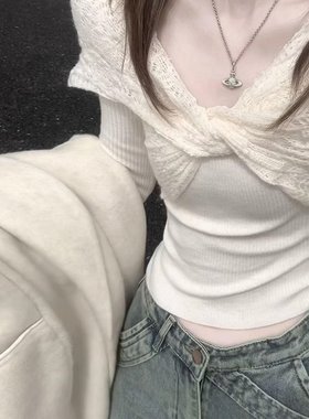 ACHI大也池羊毛白色露肩扭结镂空针织衫女气质修身一字肩毛衣上衣