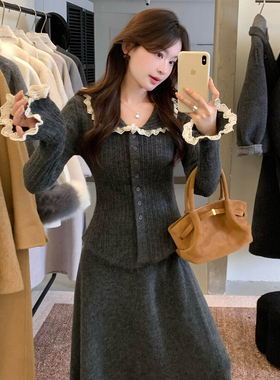 法式灰色长袖针织连衣裙子女秋冬季2025新款巨好看的两件套装长裙
