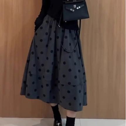 灰色波点花苞裙女秋季流行新款半裙显瘦遮肉洋气百搭a字半身裙子