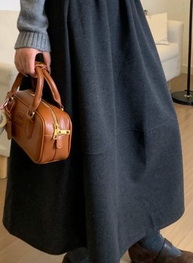 深灰色加厚花苞半身裙女秋冬2025新款毛呢松紧腰遮垮显瘦中长伞裙