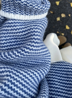 蓝色条纹毛衣女秋冬季2025新款韩系慵懒风撞色针织衫内搭打底上衣