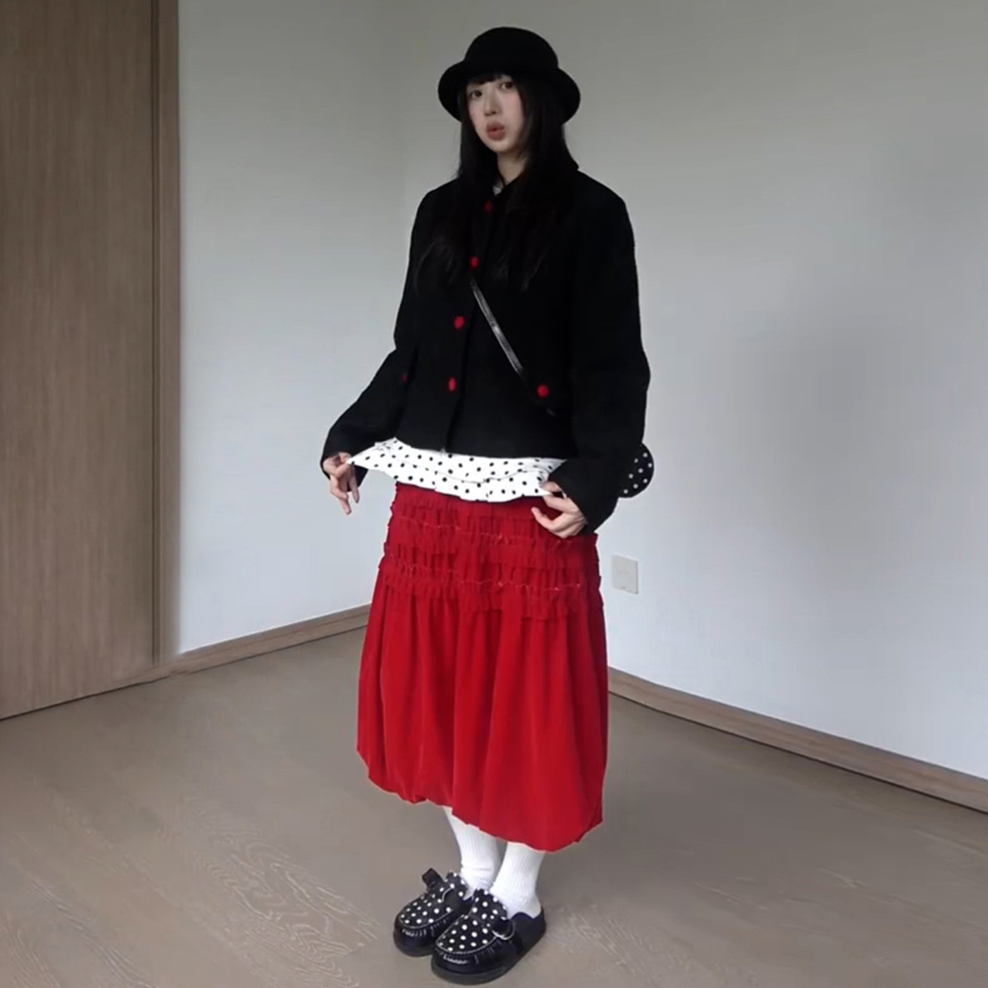 超好看秋冬季连衣裙子女2025新款高级感外套长裙高端精致两件套装