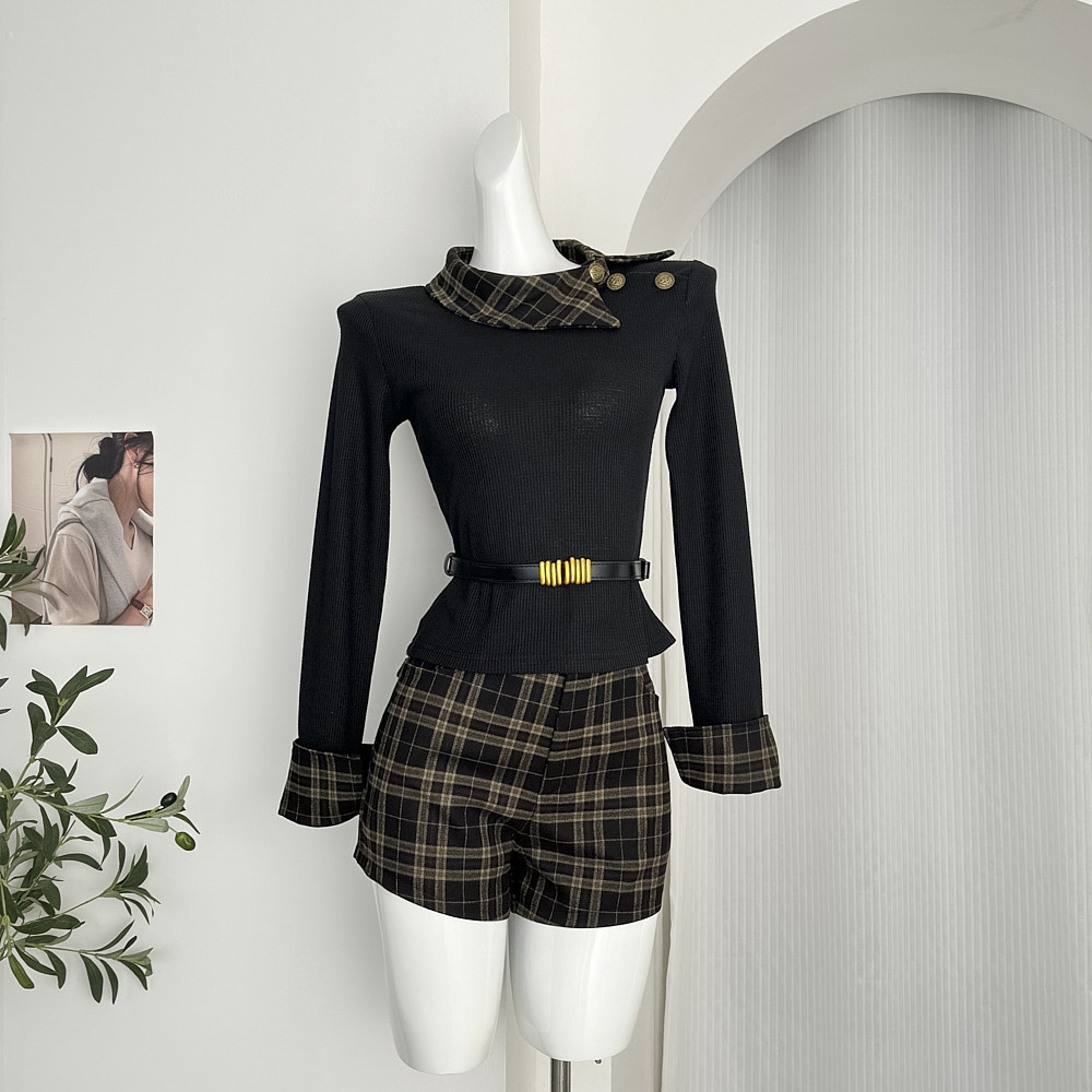 Barb Chill. : 新品开售设计感拼接上衣+格子短裤套装