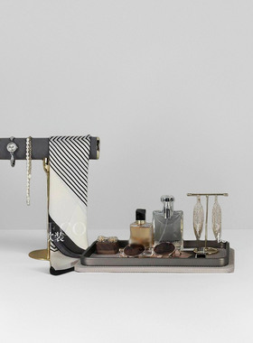 衣帽间装饰品轻奢托盘套装摆件