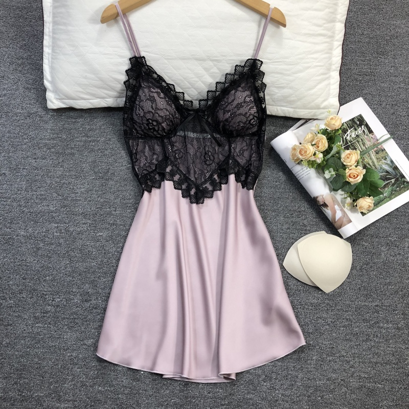 带胸垫蕾丝花边吊带薄款睡裙
