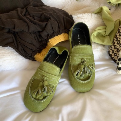 12.9日鞋大师2025冬季复古方头平底乐福鞋英伦绿色马毛小皮鞋女
