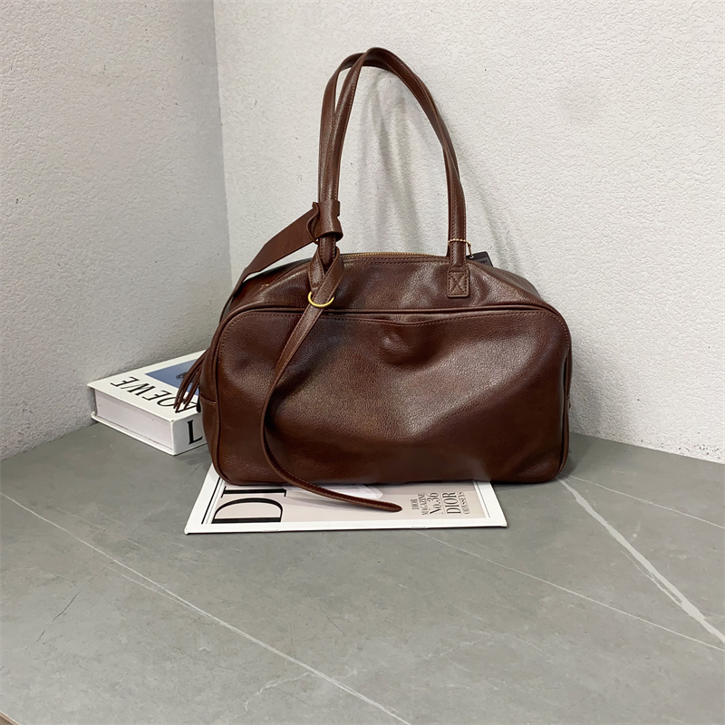 波士顿枕头包休闲慵懒风手提单肩