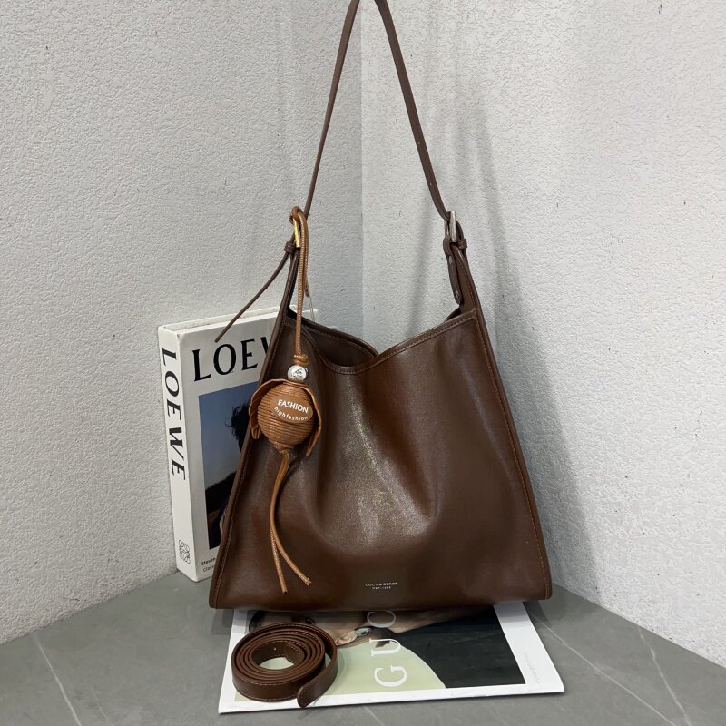 水桶包休闲百搭大容量腋下单肩包