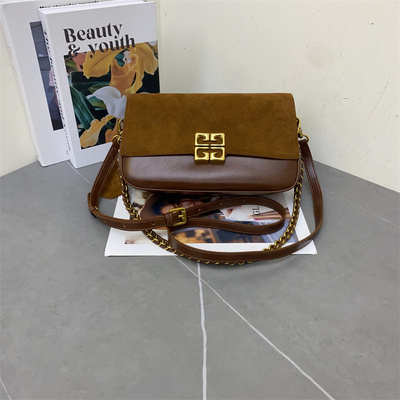 2025新款时尚磨砂皮翻盖小方包质感链子腋下单肩包休闲软皮斜跨包