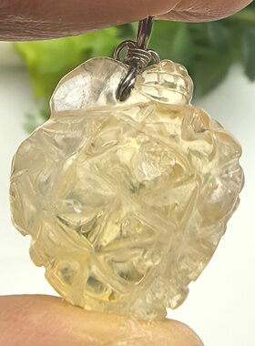 天然巴西黄水晶草莓吊坠挂坠项链坠男女饰品提升灵气生日礼物A30