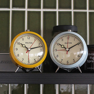 日本DULTON闹钟复古静音台钟工业风简约卧室床头钟夜视石英机芯钟