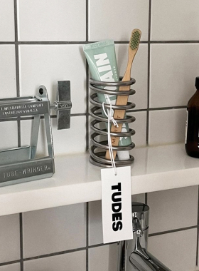 韩国ins不锈钢牙刷架美国产螺纹挤压牙膏架置物架化妆刷收纳笔筒