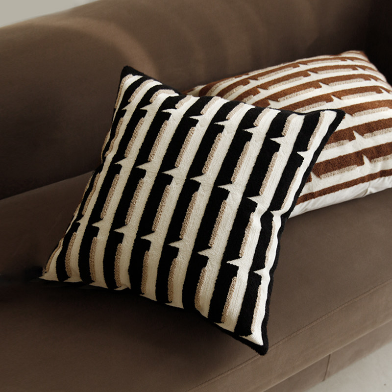 法式复古米黑橘色立体绣抱