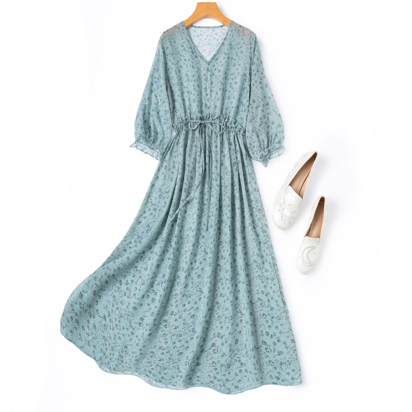 “云端仙气碎花”半透视真丝透气半透视高腰抽带连衣裙飘逸长裙蓝