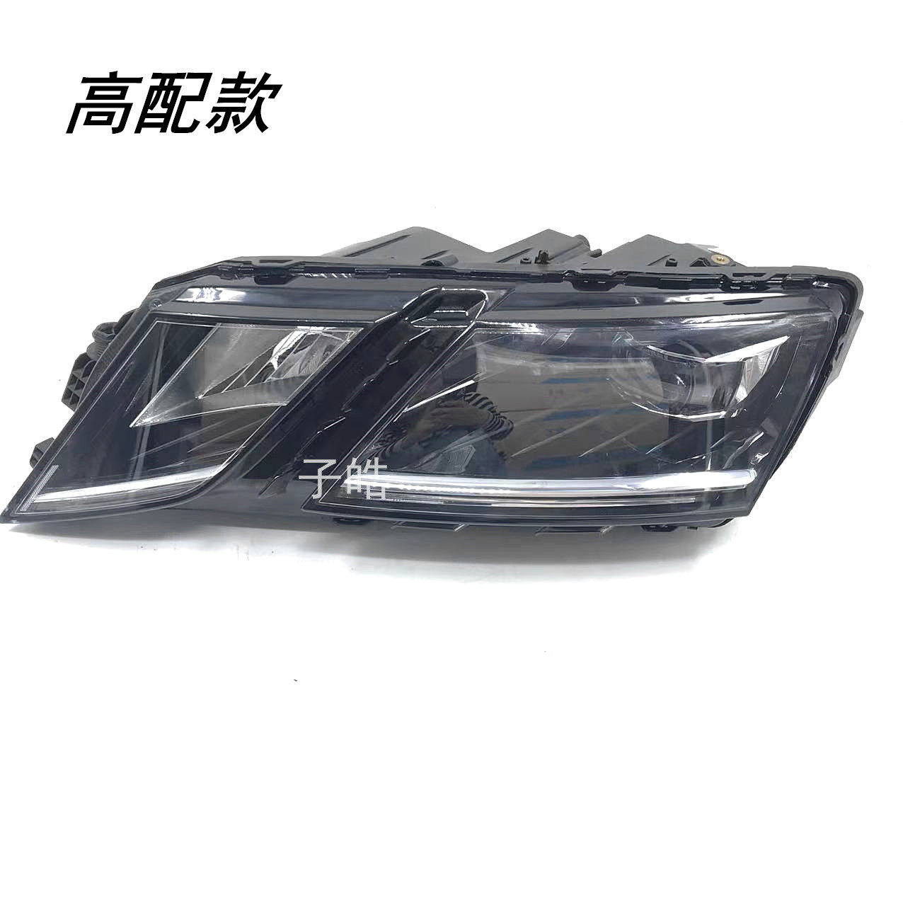 SKODA 18-19 OCTAVIA 헤드라이트 반조립 자동차 헤드라이트 조명 헤드라이트 하이빔 및 로우빔 오리지널에 적합