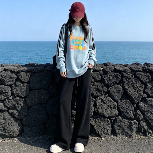 轻奢纯色圆领长袖上衣女2026秋季宽松显瘦卫衣羊绒抽绳阔腿裤套装