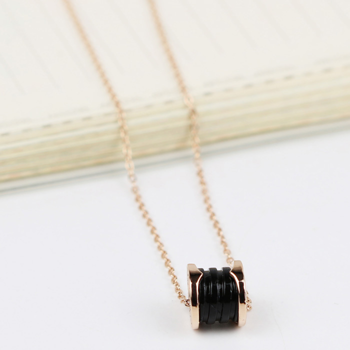 日韩风全新女士字母短款项链