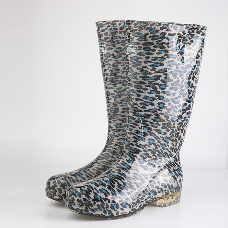 华龙高筒女四季通用牛筋雨鞋防滑