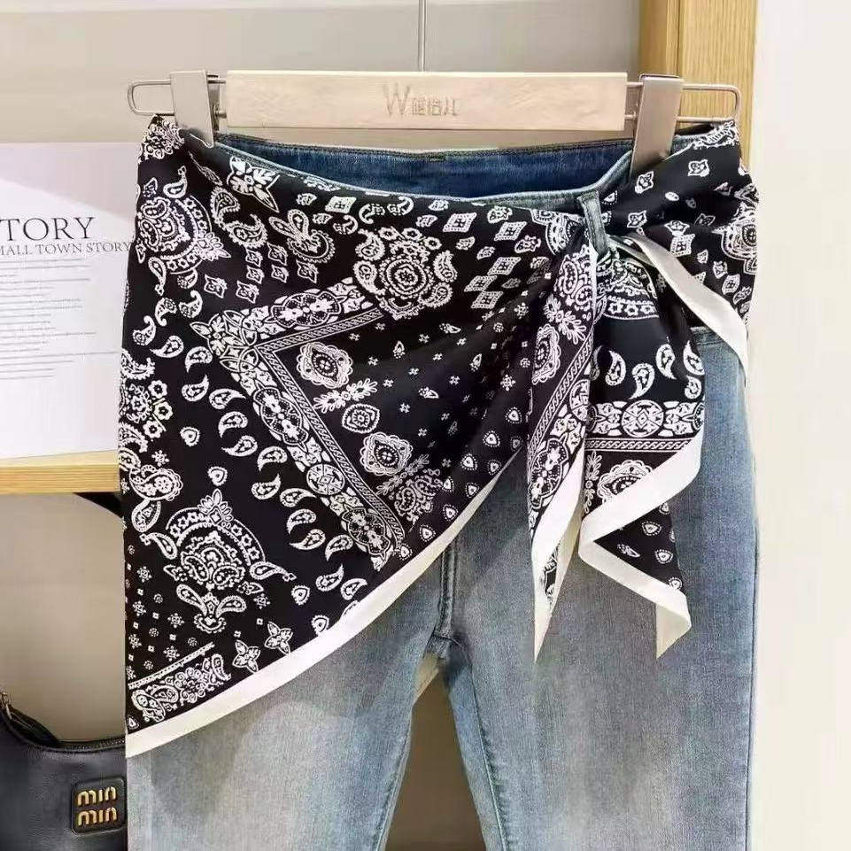 新品-时髦三角巾女百搭装饰包头围巾/丝巾/披肩