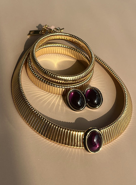 弹力仿红宝石宽版复古金属感手镯