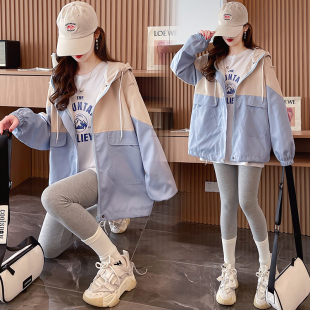 初中女生宽松薄款外套春2026新款15高中学生16岁甜美韩版短款风衣