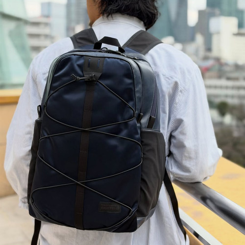 现货WhiteMountaineering双肩包